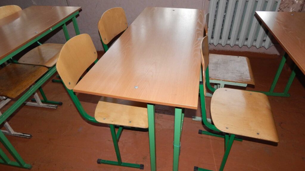10 Leading School Furniture Manufacturers & Suppliers in UAE