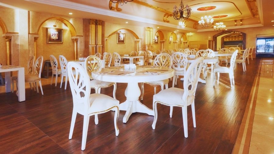 Why Selecting the Right Hospitality Furniture in the UAE Matters