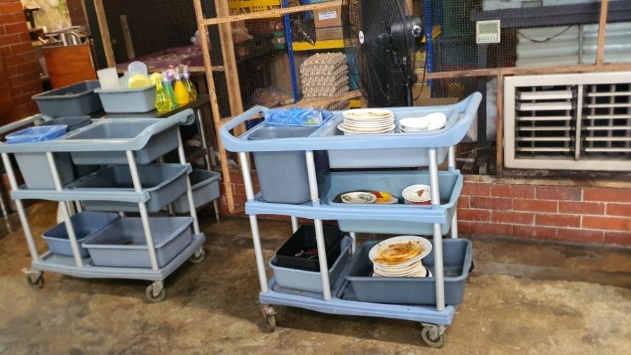 The Art of Service – Specialized Trolleys that Tell a Story