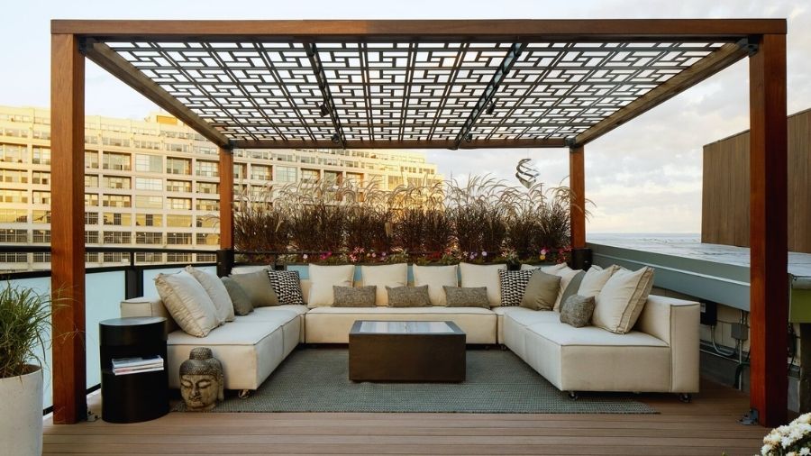 Outdoor and Rooftop Seating