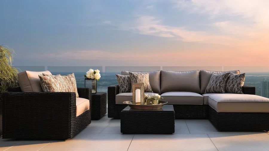 Synthetic Rattan vs. HDPE in Dubai: Durability and Design Comparison Table